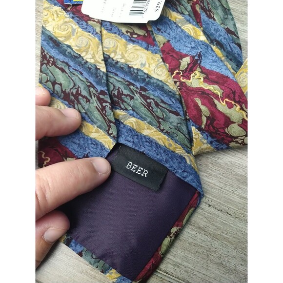 Stonehedge Cocktail Collection Men's Tie Red Blue Creme Marble Allover Beer... - Picture 4 of 7